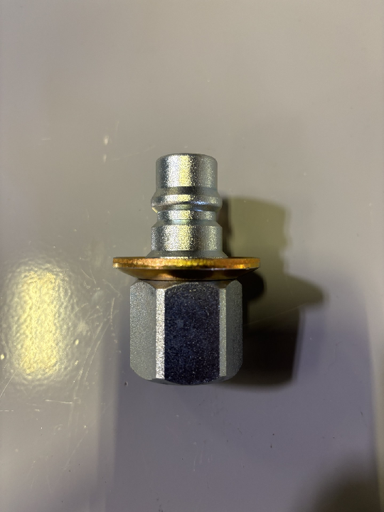 QUICK DISCONNECT 8 NPTF - 10 QD MALE (621-0705)