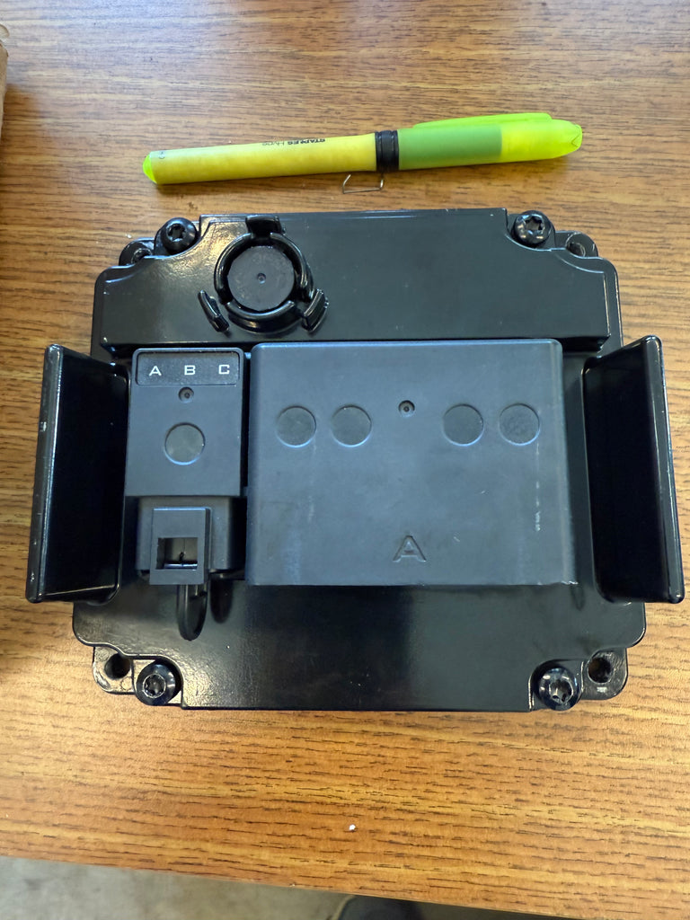 CONTROLLER WIND GUIDE