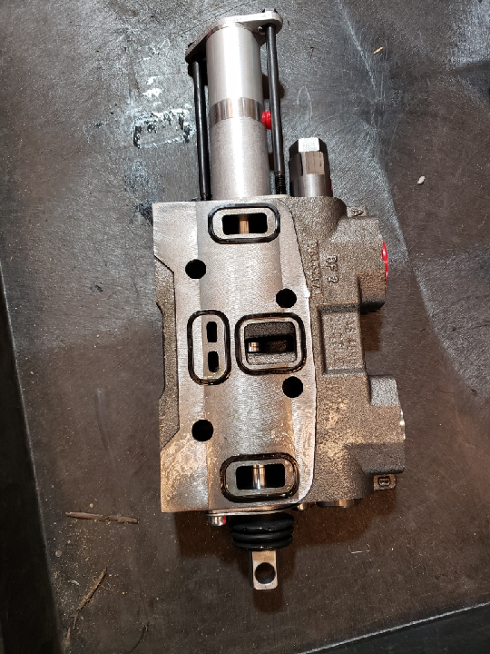 SECTION, Hoist (HYV05123)