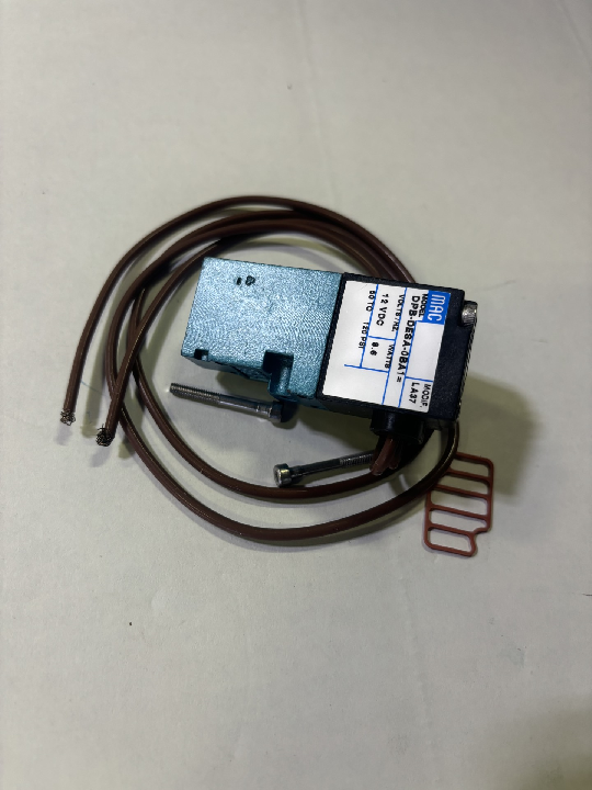 VALVE, MAC (Used in tag/pusher axle systems) (PNV01947)