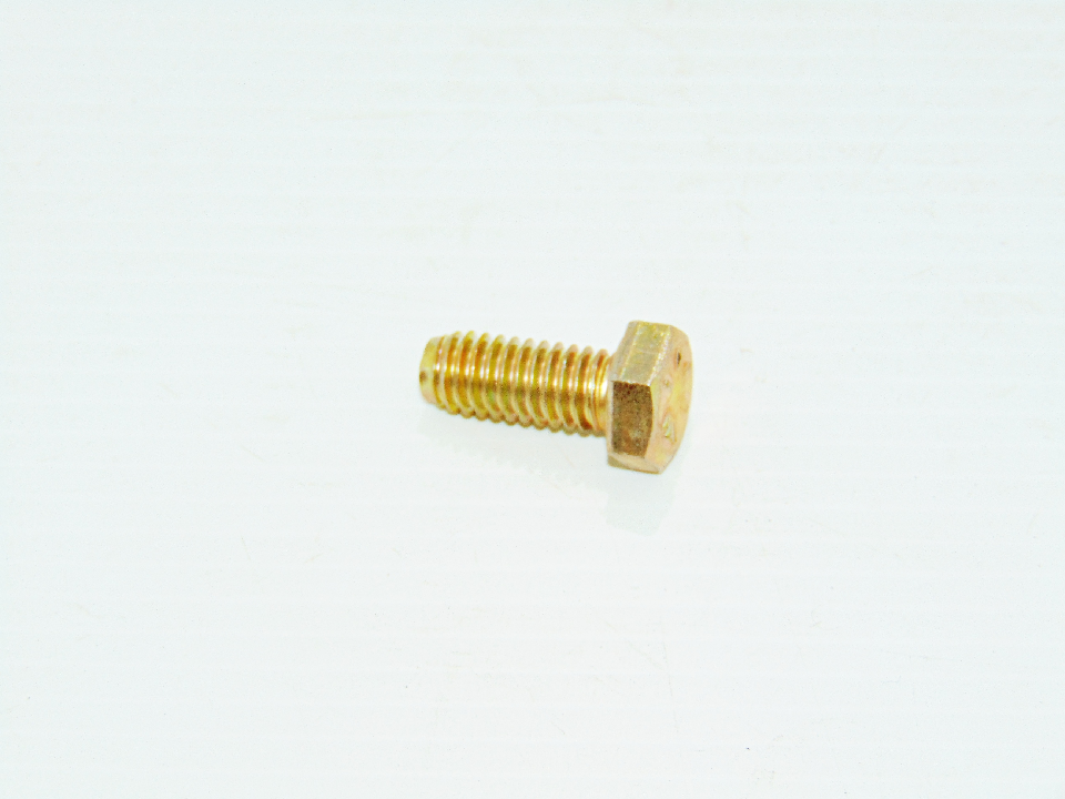 CAPSCREW (QUB02701)