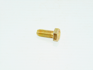 CAPSCREW (QUB02701)