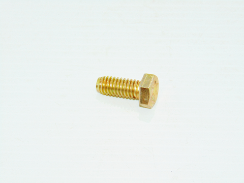 CAPSCREW (QUB02701)