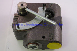 IILLUSTRATIVE IMAGE OF FLOW DIVIDER